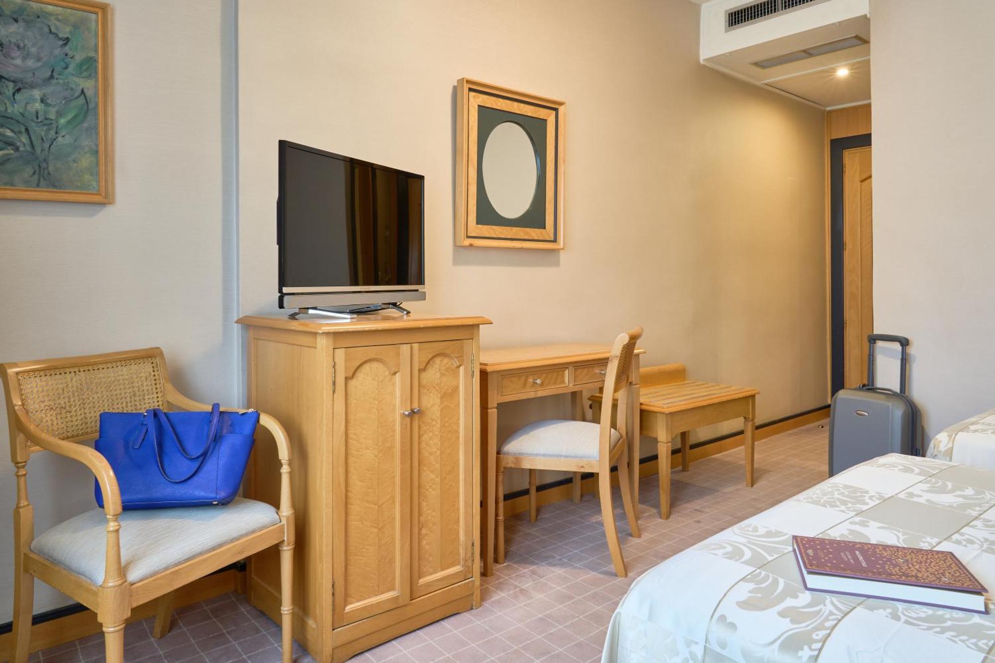 Hotel Macia Condor Granada